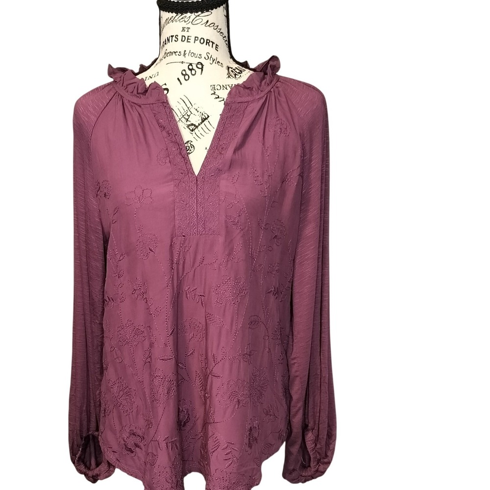 Democracy‎ Embroidered Flower Ruffle Neck Long Sleeve Blouse Top Women's Size M
